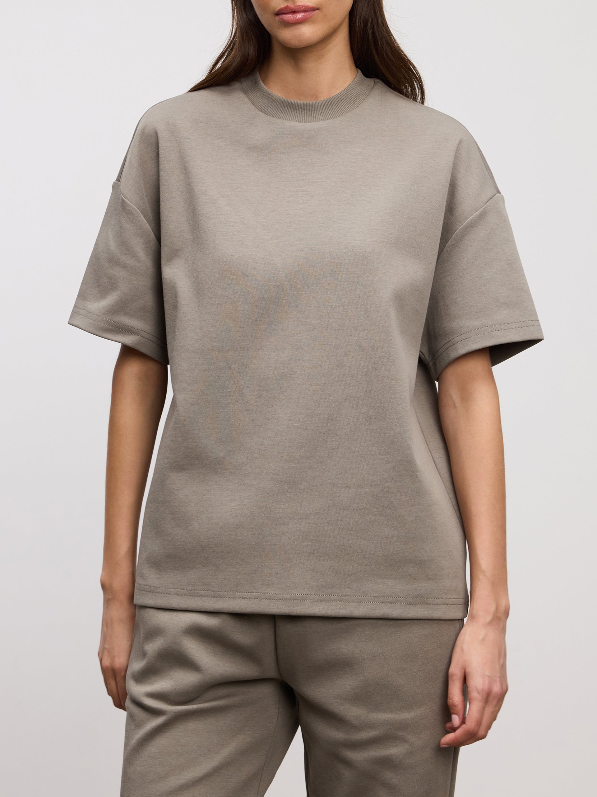 Womens Interlock Relaxed T-Shirt in Olive