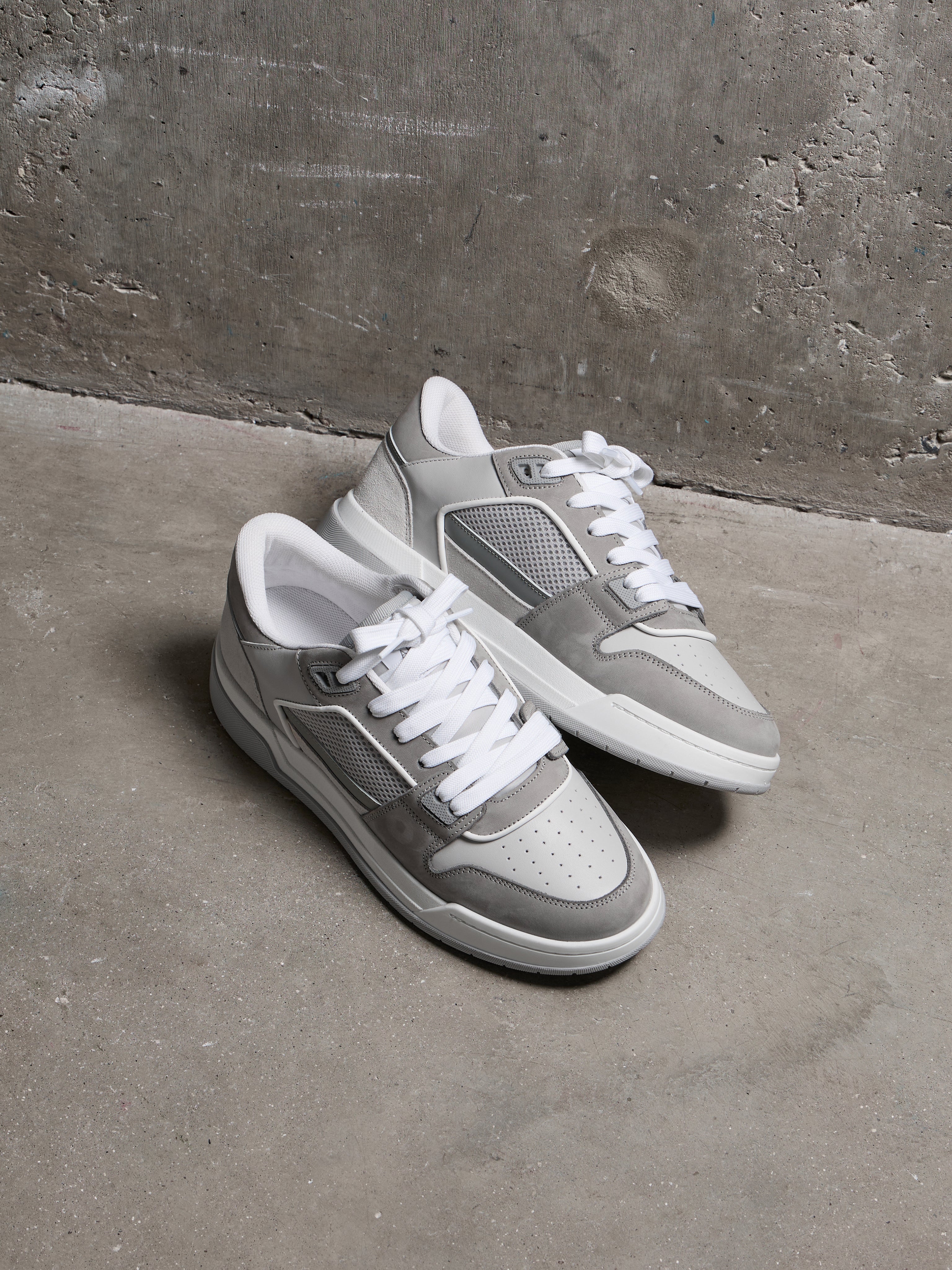Basket Trainer in Stone
