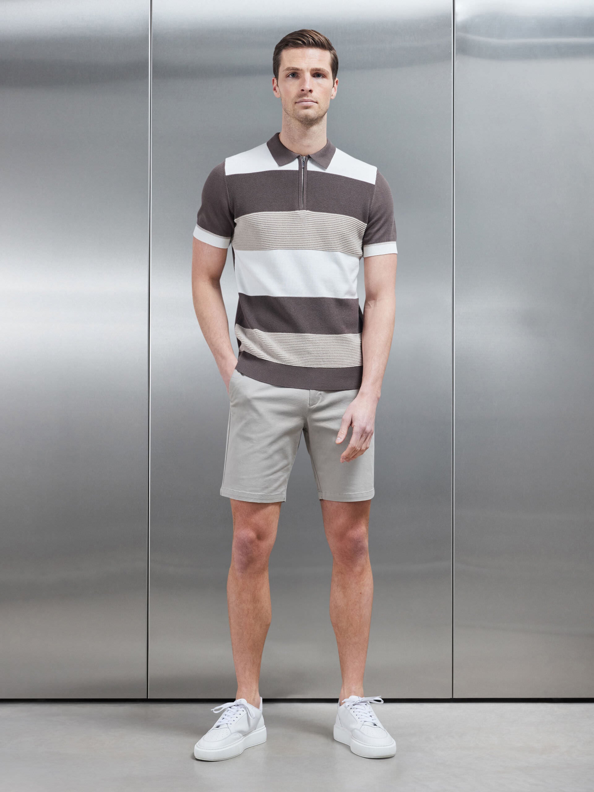 Colour Block Knitted Zip Polo Shirt in Taupe