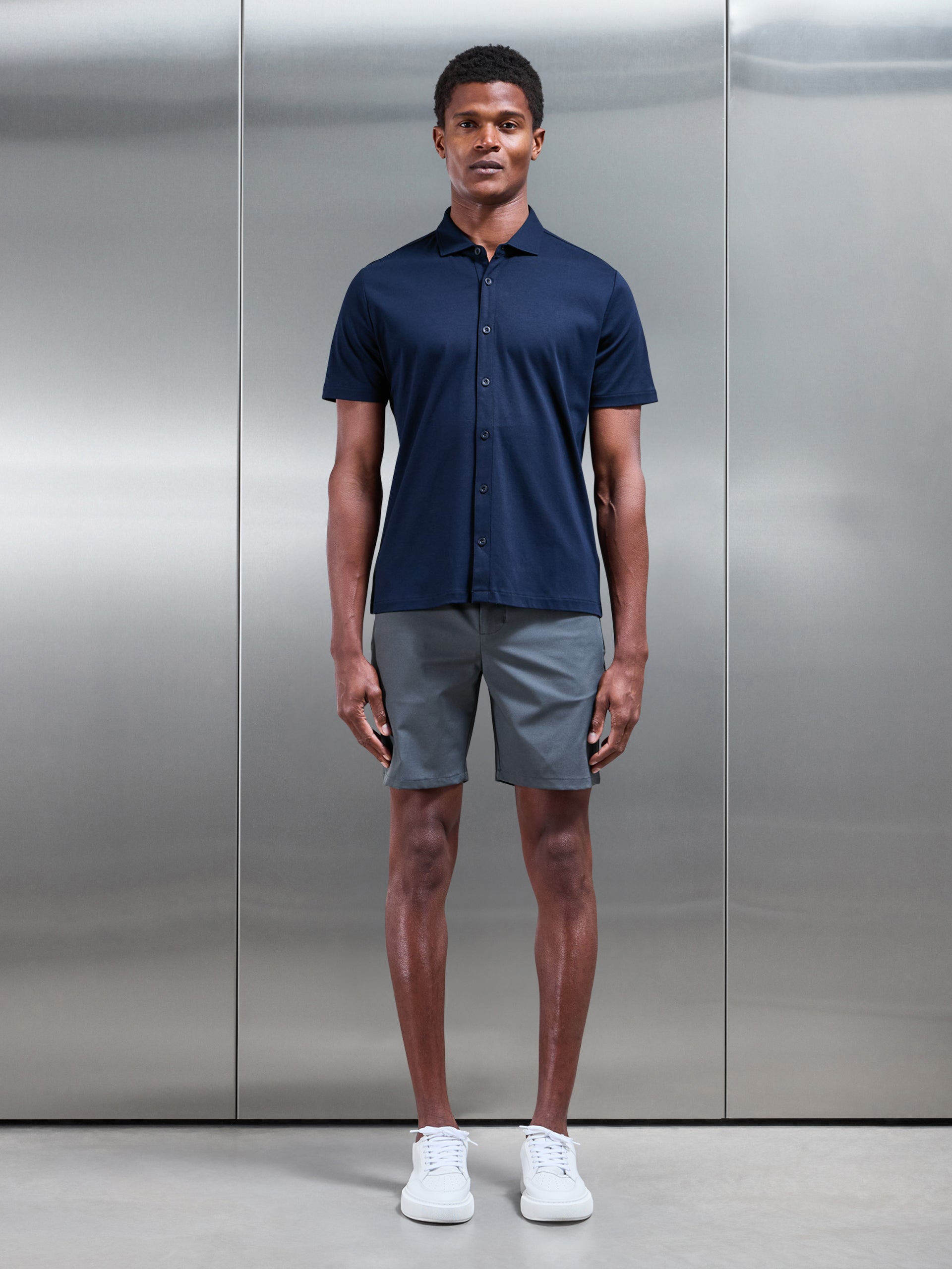 Crease Resistant Stretch Chino Short in Grey
