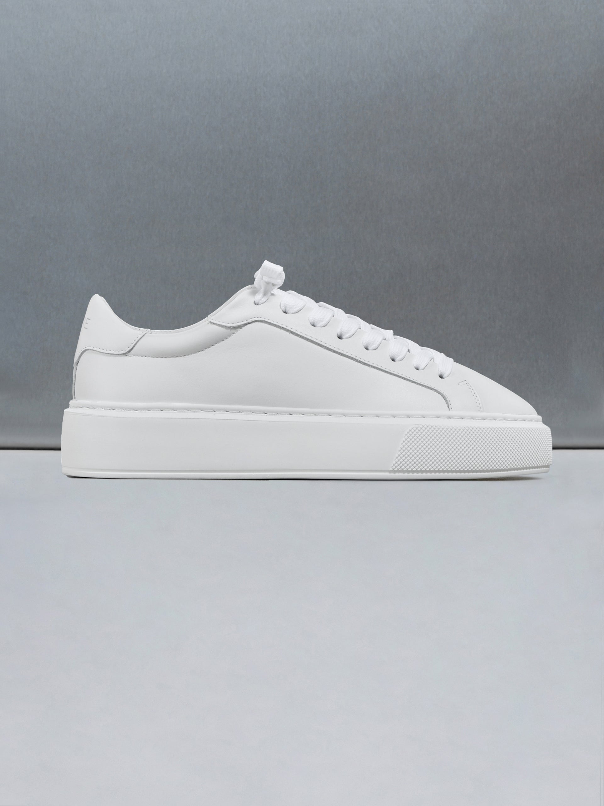 Essential Leather Trainer in White