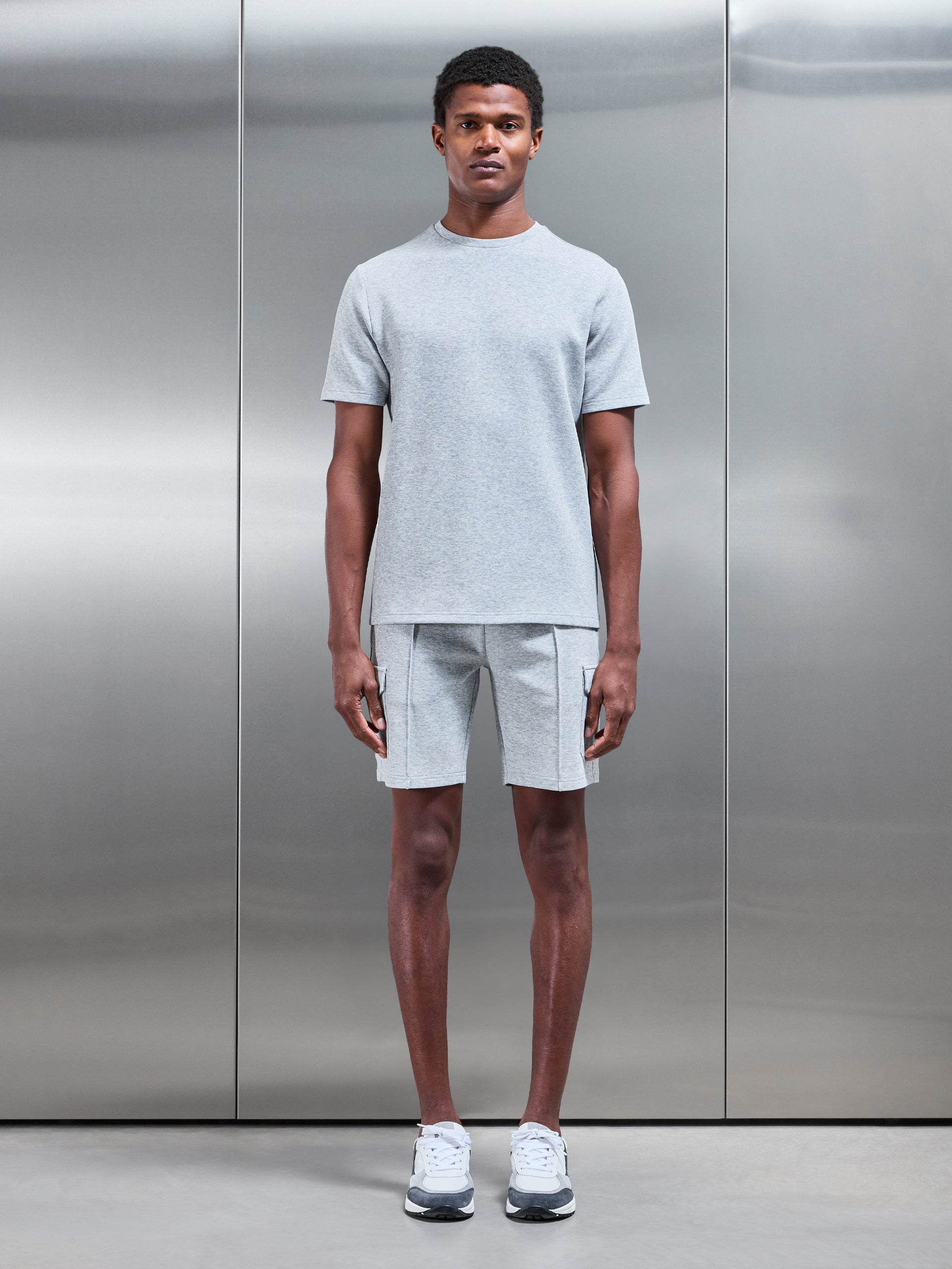 Everyday Luxe Cargo Short in Marl Grey