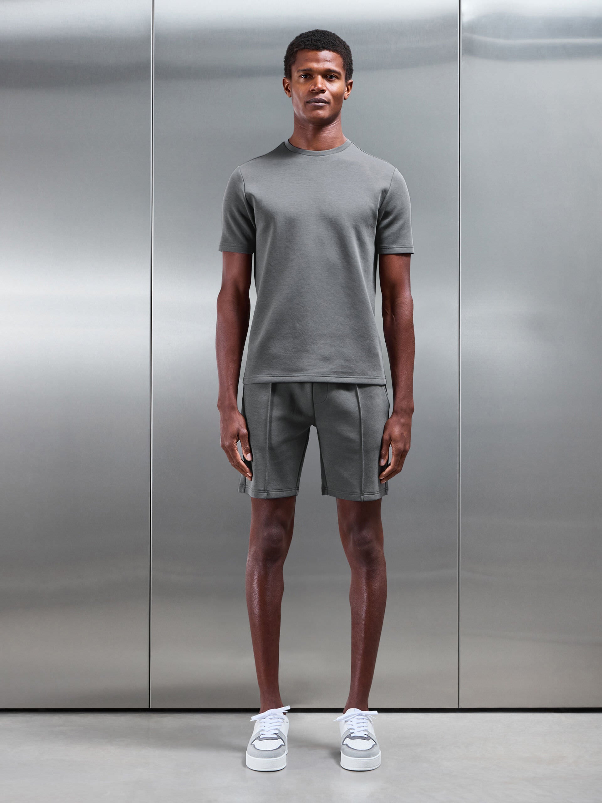 Everyday Luxe Short in Grey