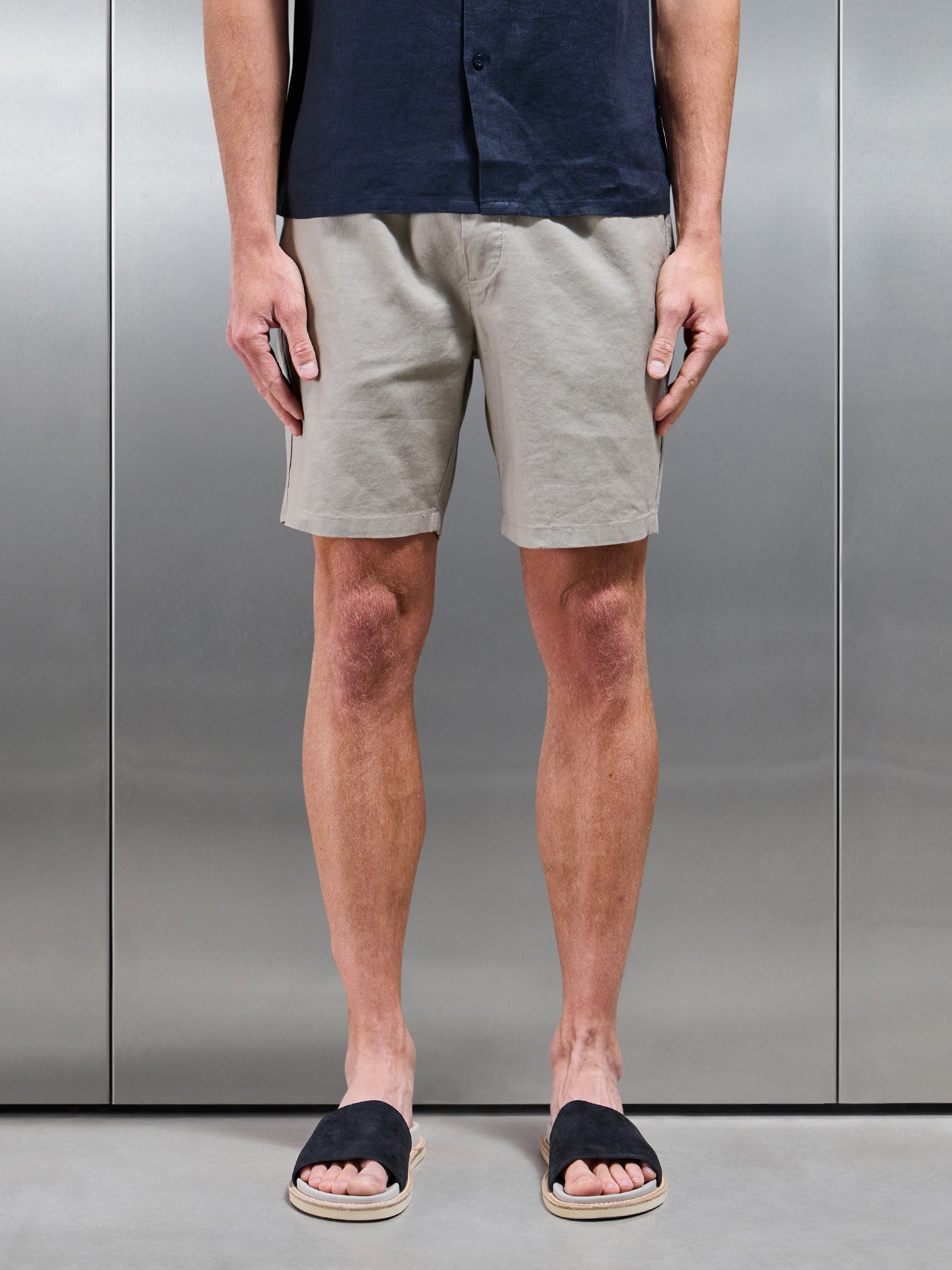 Linen Drawstring Short in Light Sage