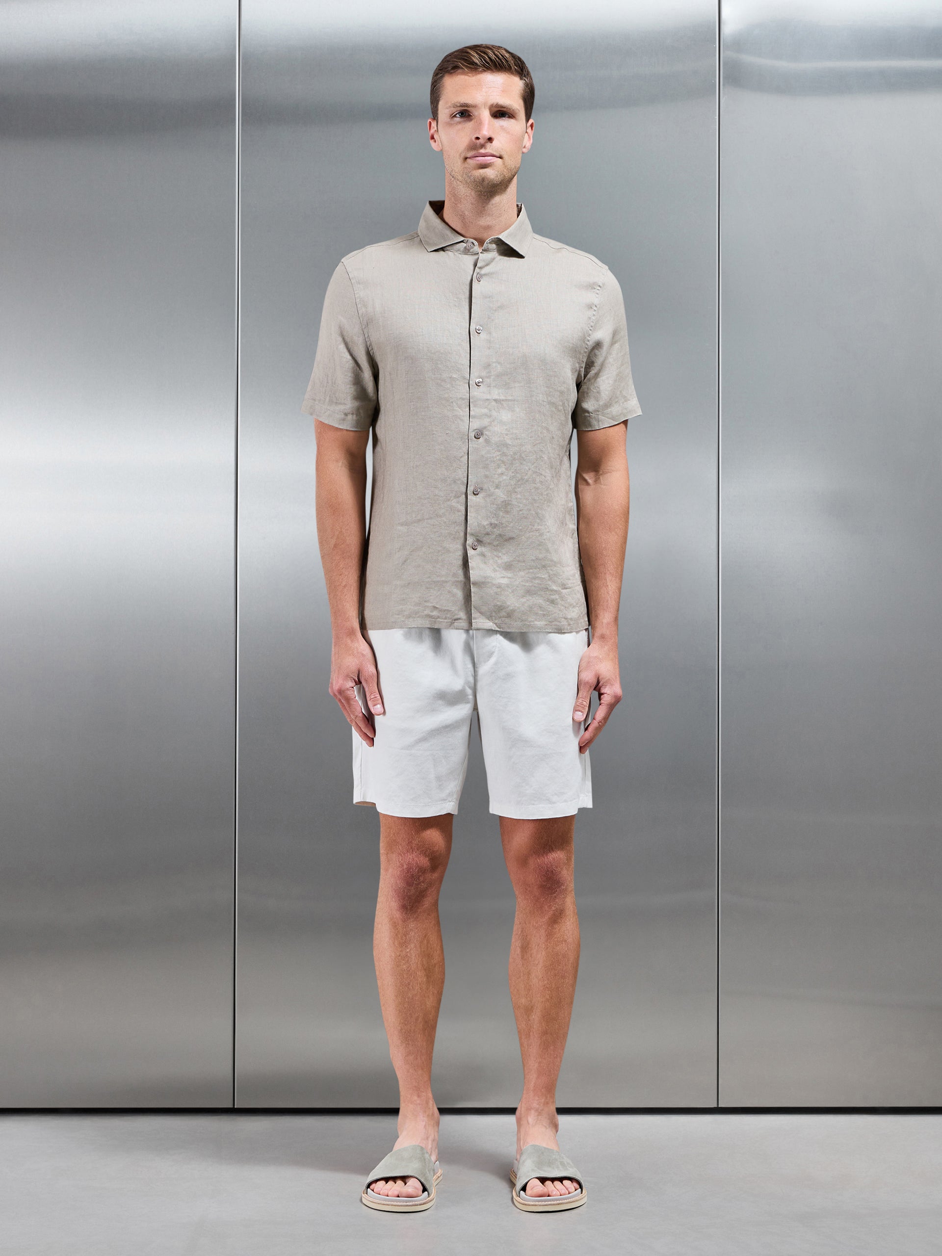 Linen Drawstring Short in Off White