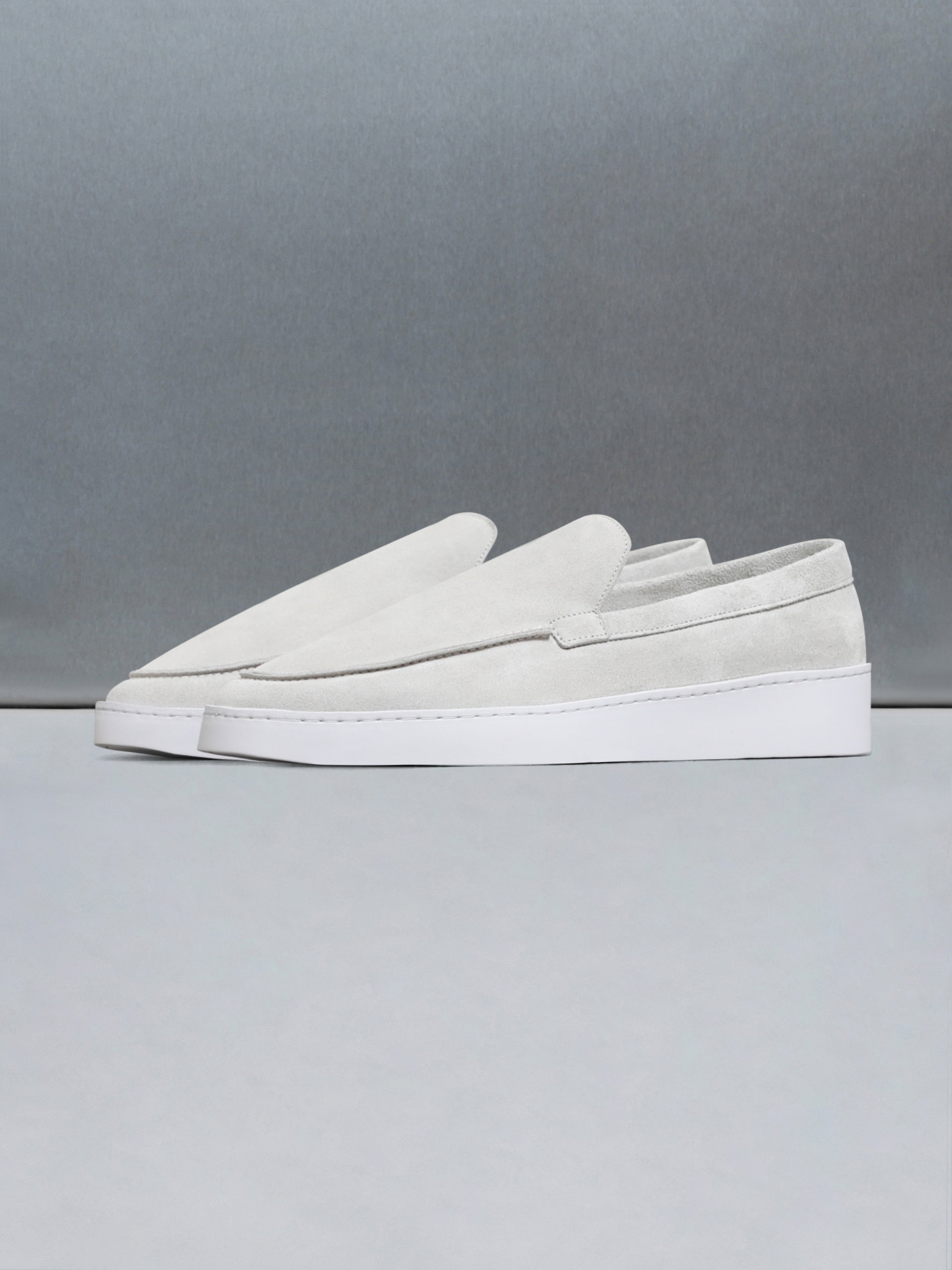 Loafer in Stone