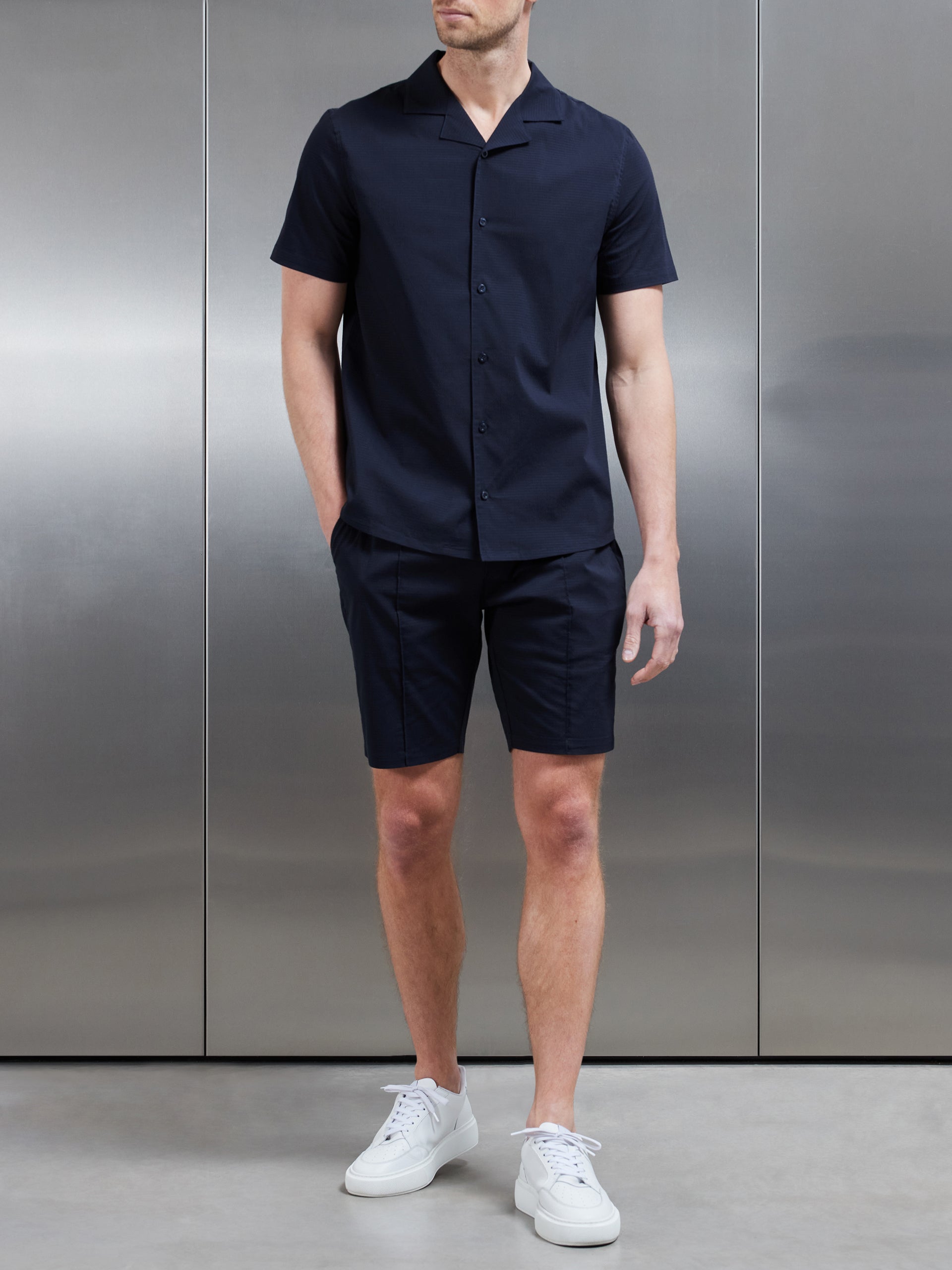 Plain Seersucker Revere Collar Shirt in Navy