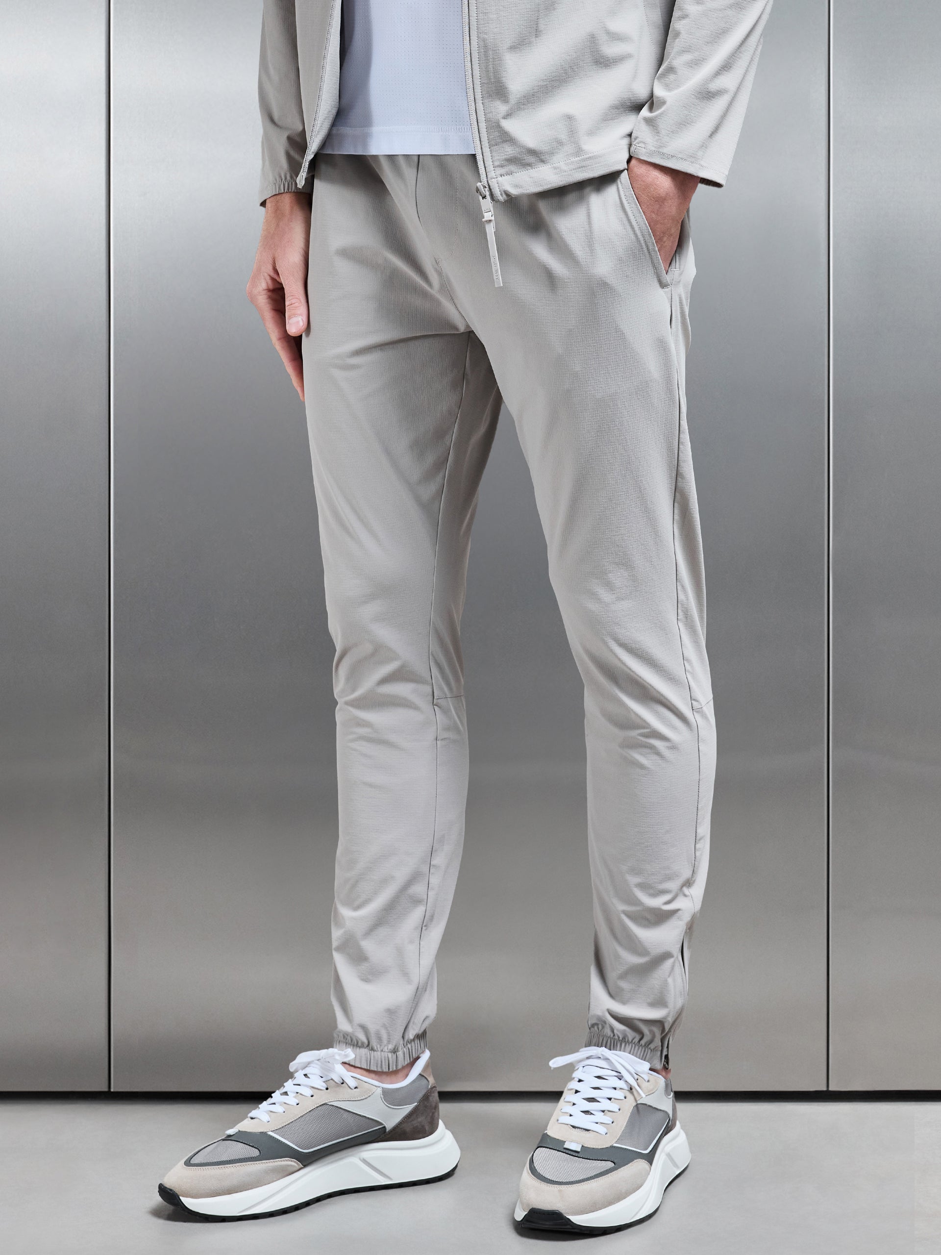 Active Technical Cuffed Trackpant in Stone